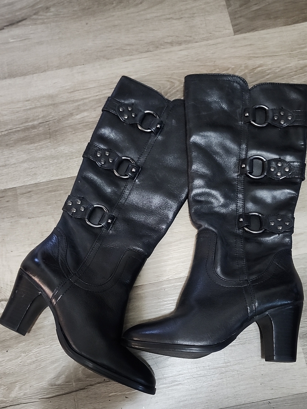 MATTISSE Women's Black Mid-Calf Heeled Boots with Buckle Accents